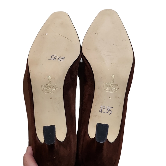 Vintage Bandolino Women's Brown Suede Leather Pump Heels Size 10 - Picture 5 of 7